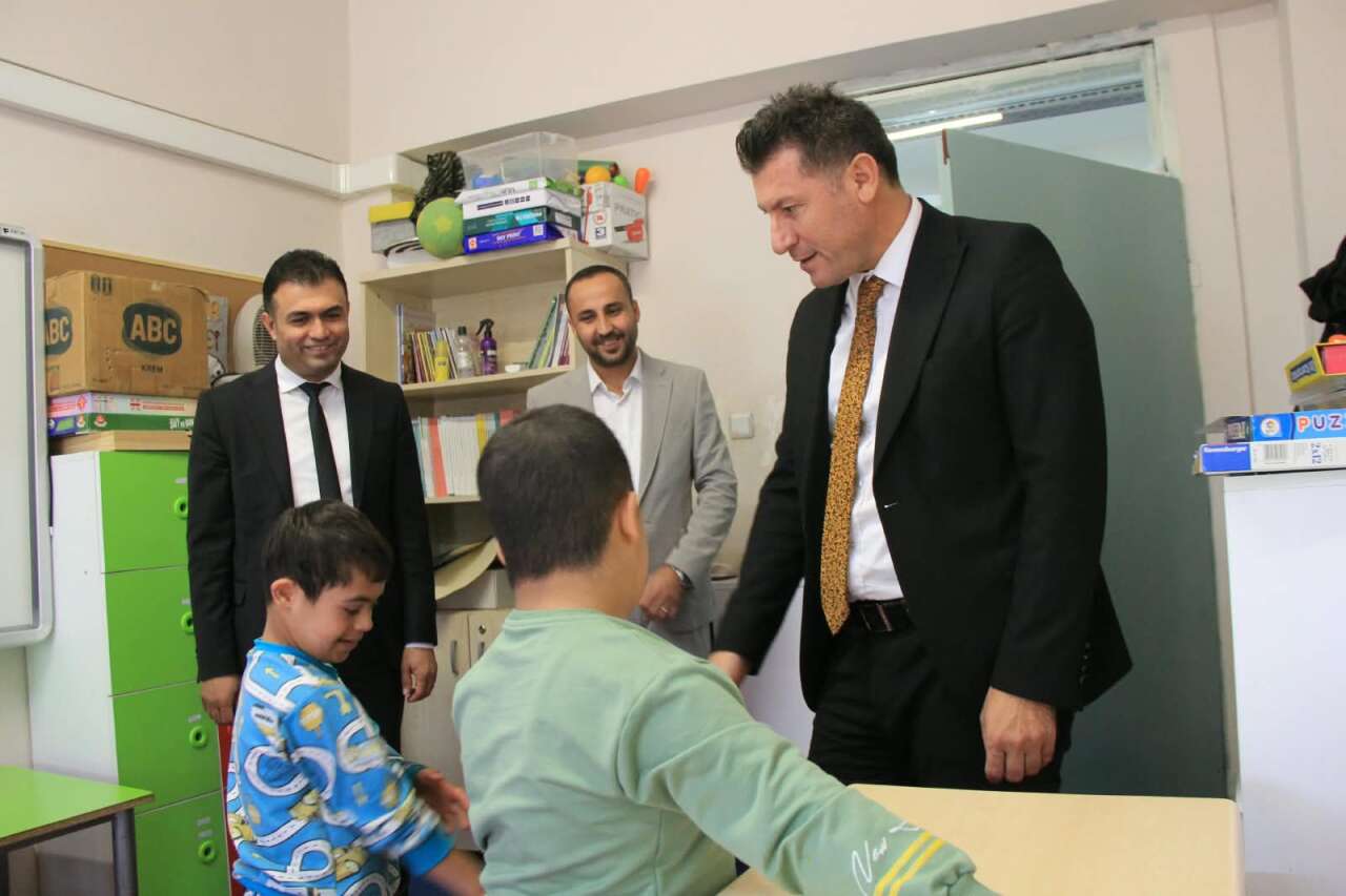 cizre-milli-egitim-muduru-ozel-ogrencilerle-bir-araya-geldi-3