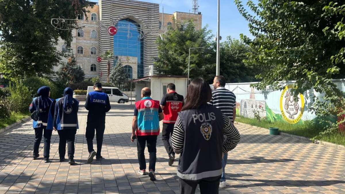 cizrede-cocuklar-guvende-programi-kapsaminda-denetimler-yapild