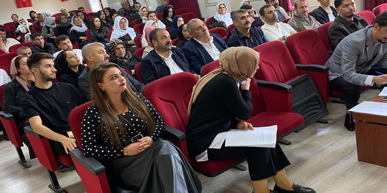sirnakta-okul-aile-is-birligi-icin-bir-araya-geldiler