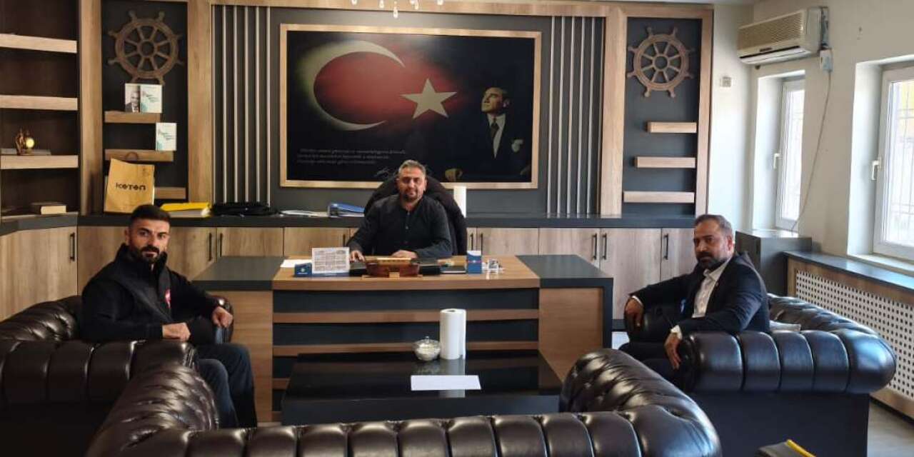 tugva-sirnak-calisan-genclikten-okul-ziyareti-ve-siftah-etkinligi